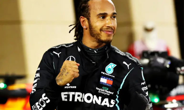 Хамилтън смени Мерцедес с Ферари - Tribune.bg