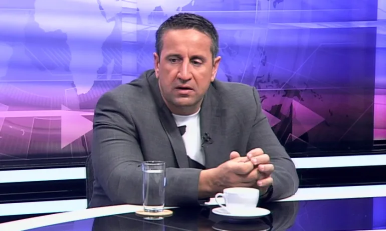 Харизанов: Обикновено се е*авам с БСП, лежейки на дивана, бих бил по-продуктивен, ако нямах хиперактивно куче - Tribune.bg