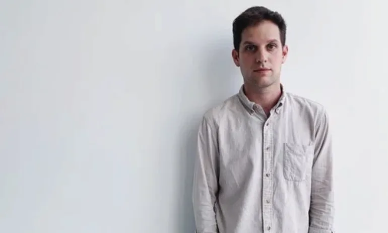 Русия обвини в шпионаж и арестува журналист на Wall Street Journal - Tribune.bg