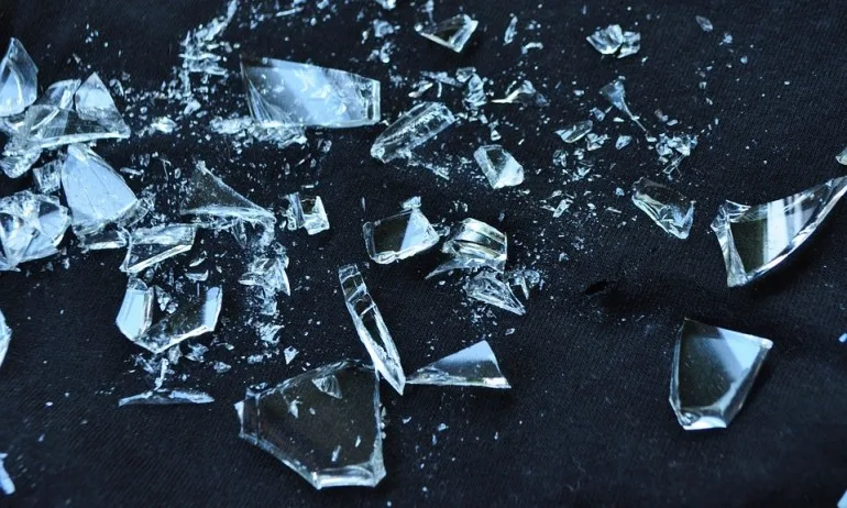 Намериха стъкла в храна от детска кухня във Варна - Tribune.bg