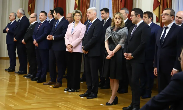 Гълъб Донев готов за втори сезон на политическия Сървайвър - Tribune.bg