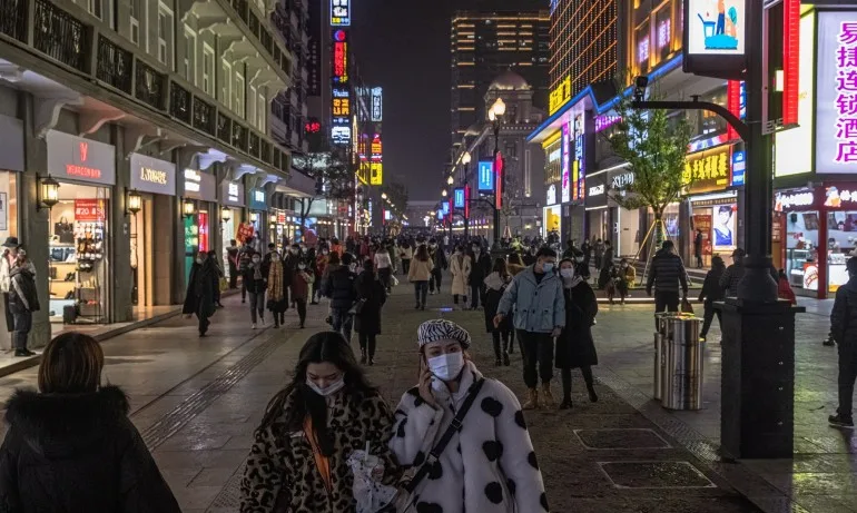 СЗО поиска още доказателства за твърдението, че COVID-19 е изпуснат от лаборатория в Китай - Tribune.bg