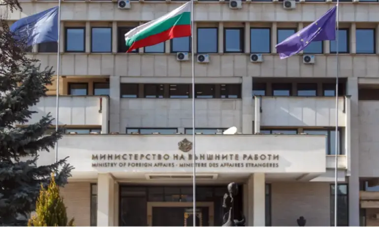 Радев и Денков договориха нови посланици - Tribune.bg