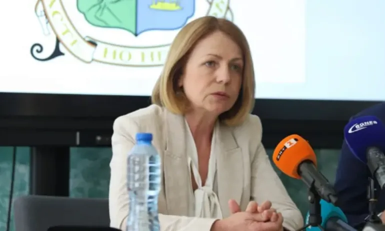 Фандъкова: Парното на софиянци е гарантирано, не трябва да поскъпва още - Tribune.bg