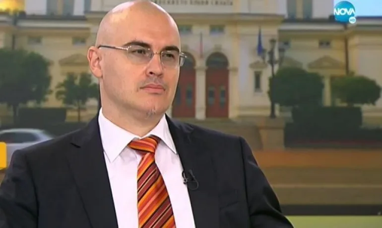 Петър Илиев няма намерение да се отказва: Името ми не е спорно, а безспорно - Tribune.bg