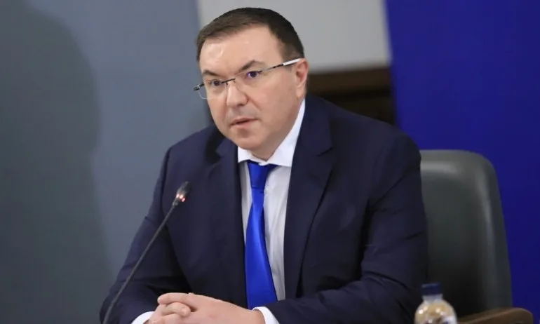 Ангелов: Може да имунизираме 70% от населението до края на юни - Tribune.bg