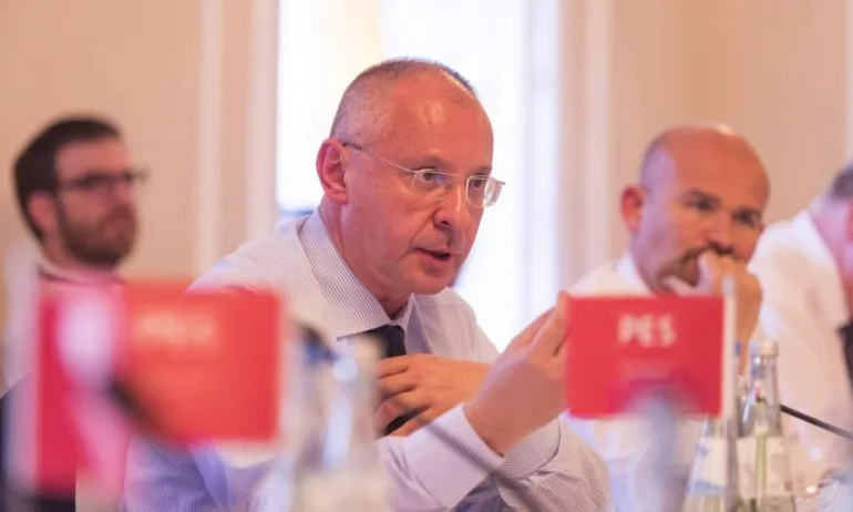 БСП започват да си признават – не искат Станишев в листите - Tribune.bg