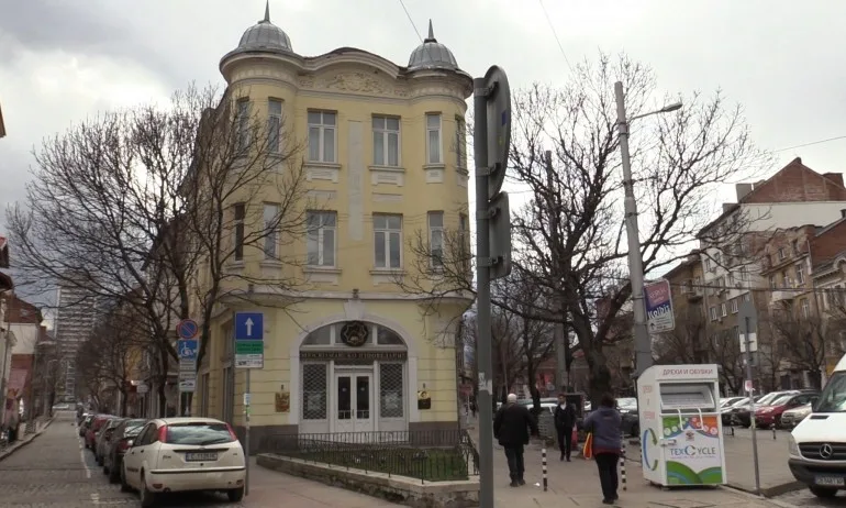 Главното мюфтийство в България с осъдителна декларация: Шарли ебдо е сатанинско списание - Tribune.bg