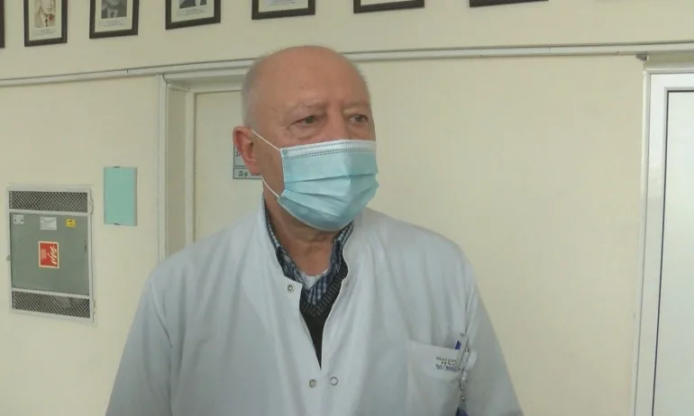 Жена в медикаментозна кома с COVID-19 роди близнаци в Бургас - Tribune.bg