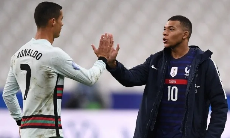 Ювентус подготвя сензационен трансфер: Разменя Роналдо за Мбапе - Tribune.bg