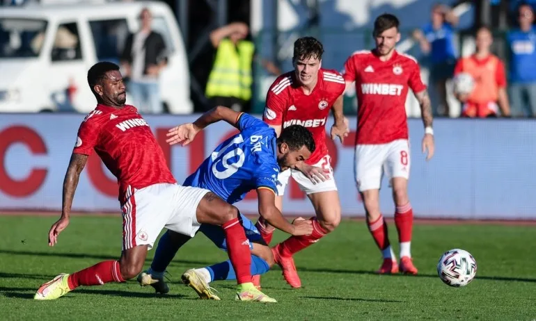 ЦСКА надви Левски в софийското дерби - Tribune.bg