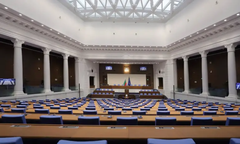 Политолози с прогноза за живота на правителството: Правителството може да изкара и четири години - Tribune.bg