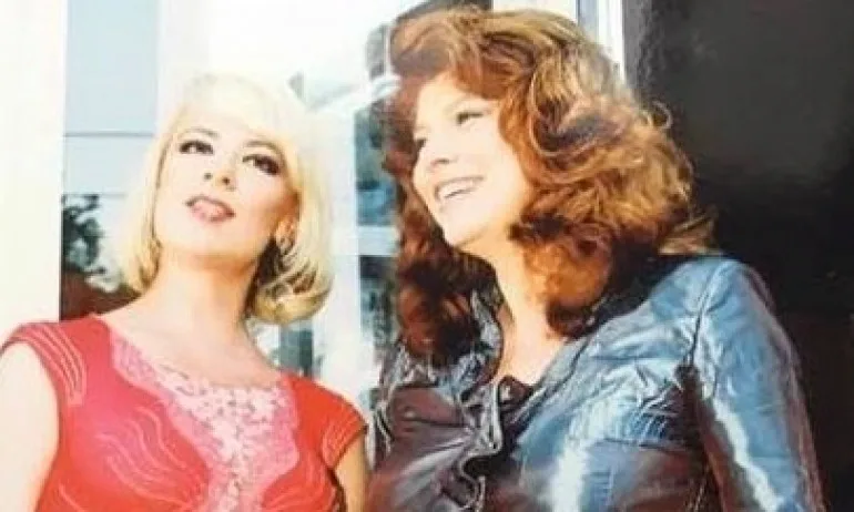 Нона Йотова честити рождения ден на Илияна Йотова с архивна снимка - Tribune.bg