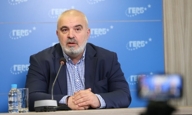 Маноил Манев: С минерална вода ще правим ток, да ни е честита промяната - Tribune.bg