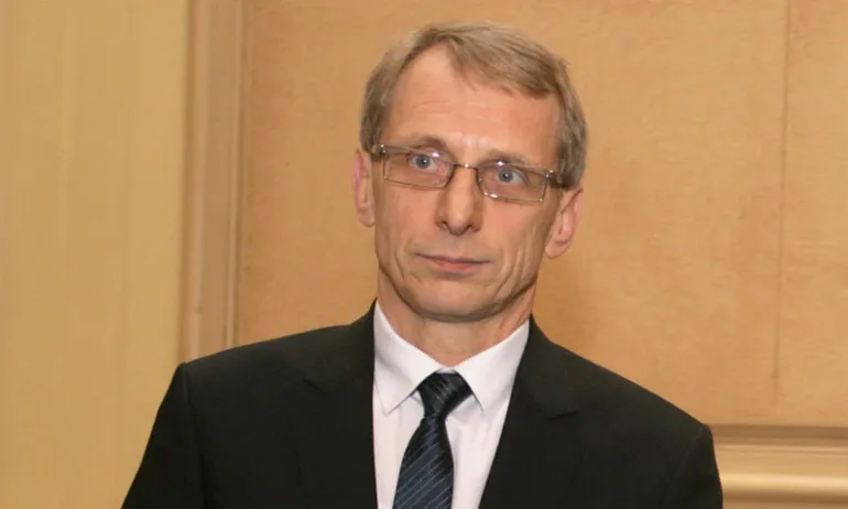 Николай Денков - бившият министър на образованието в правителството на