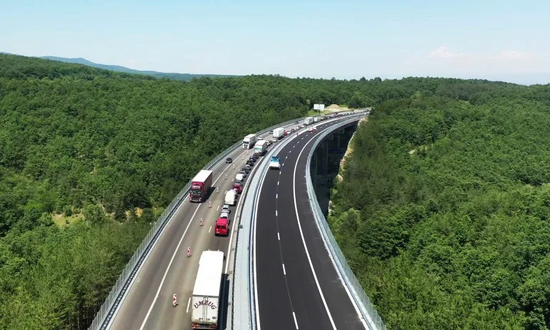 На 1 юли се пуска движението по ремонтираните 5 виадукта на АМ Тракия - Tribune.bg