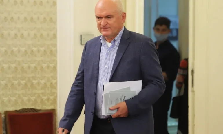 Главчев: Няма нищо по-вредно от служебно правителство, управлението е безконтролно - Tribune.bg