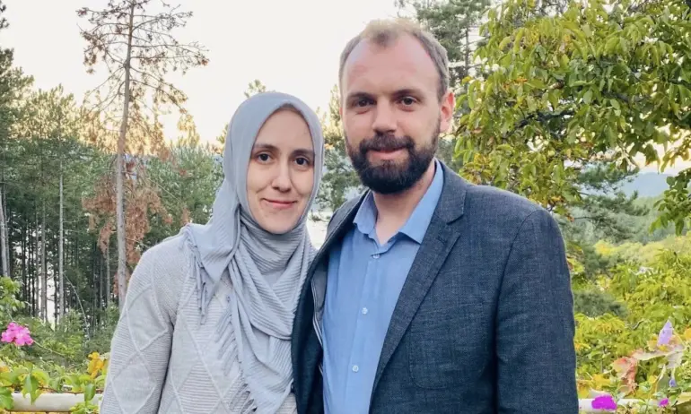 След месец: ДБ се сети да накаже Мустафа Емин с ... предупреждение - Tribune.bg