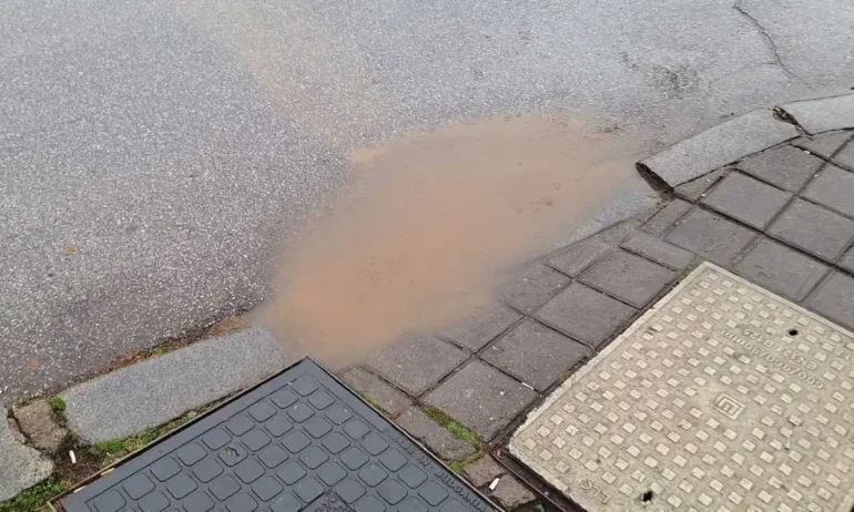 София се люлее между разруха и самозаблуда - Tribune.bg