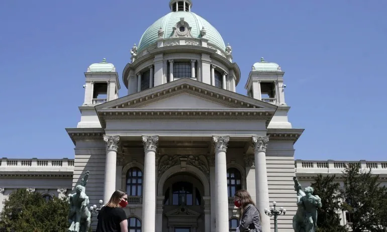 Нови мерки в Сърбия: Маските задължителни и на открито, ако няма дистанция от 1.5 метра - Tribune.bg