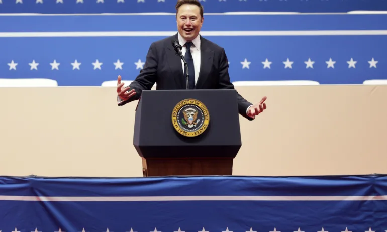 Мъск се обяви за закриване на Радио Свободна Европа и Гласът на Америка - Tribune.bg