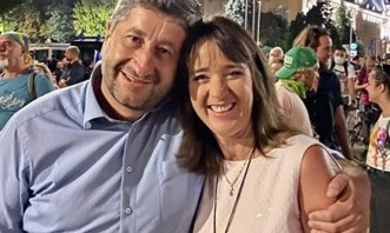 Малеева, Шаламанов и Кенаров в общ клуб, искат отпадане на ветото за РС Македония - Tribune.bg