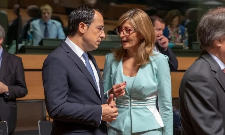 Захариева: Западните Балкани трябва да бъдат ключов приоритет в Глобалната стратегия на ЕС - Tribune.bg