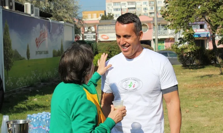 Милко Младенов: Първата люлка в район Люлин за деца с двигателни увреждания е вече факт - Tribune.bg