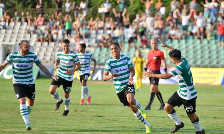 Черно море се справи безпроблемно с Ботев Пловдив - Tribune.bg