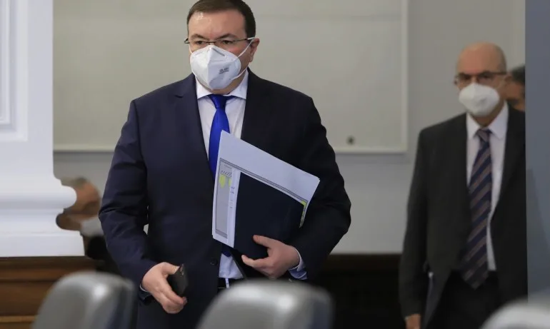 Здравният министър назначи проверки в ЦСМП Благоевград и в плевенската болница Св. Панталеймон - Tribune.bg