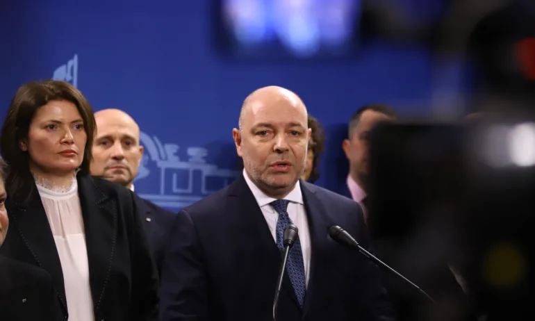 Проф. Габровски: Заложихме на кабинет, който даваше надежда да тръгнем по нов път - Tribune.bg