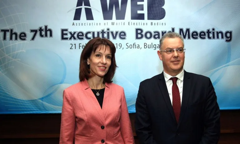 Сегашните в ЦИК: И нас ни избраха 2 месеца преди изборите - Tribune.bg