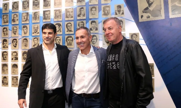 Наско Сираков поведе шествието по повод 106-годишнината на ПФК Левски - Tribune.bg