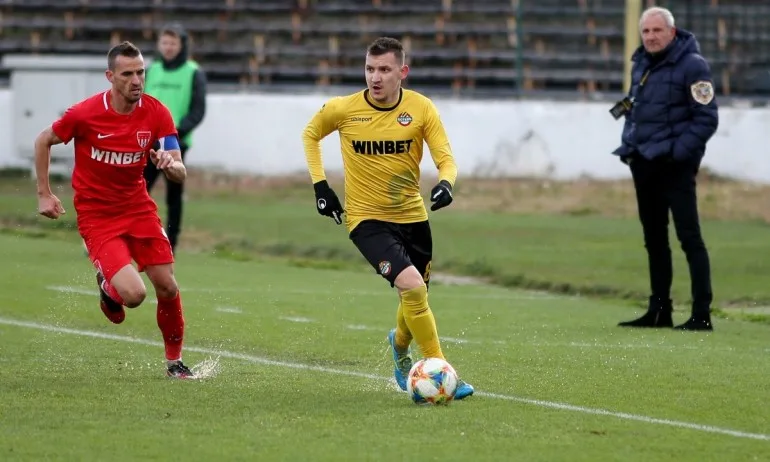 Ботев Пд записа четвърта поредна победа в шампионата - Tribune.bg