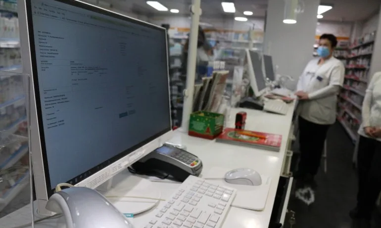 Издадени са 500 000 електронни рецепти, над 2100 аптеки ги изпълняват - Tribune.bg