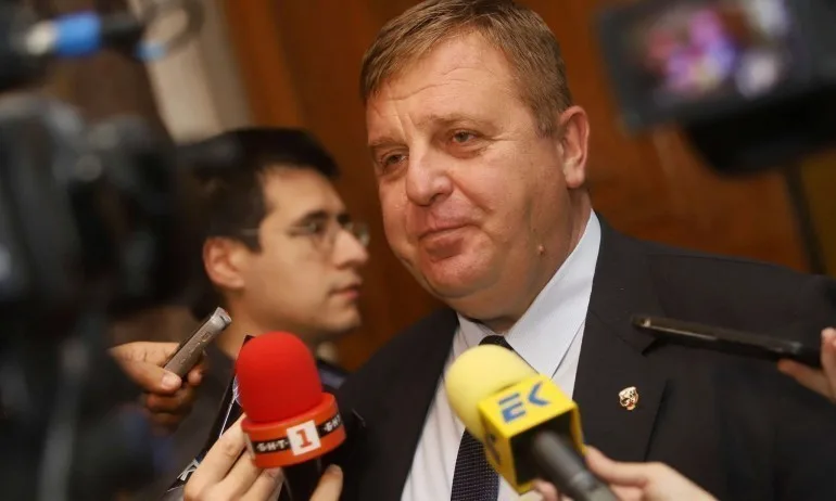 Каракачанов: Военните проекти са гласувани от НС, кабинетът не може да ги замрази - Tribune.bg