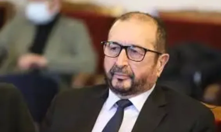 Бранимир Балачев: До 21 ноември ще успеем да назначим особен управител на рафинерията в Бургас - Tribune.bg