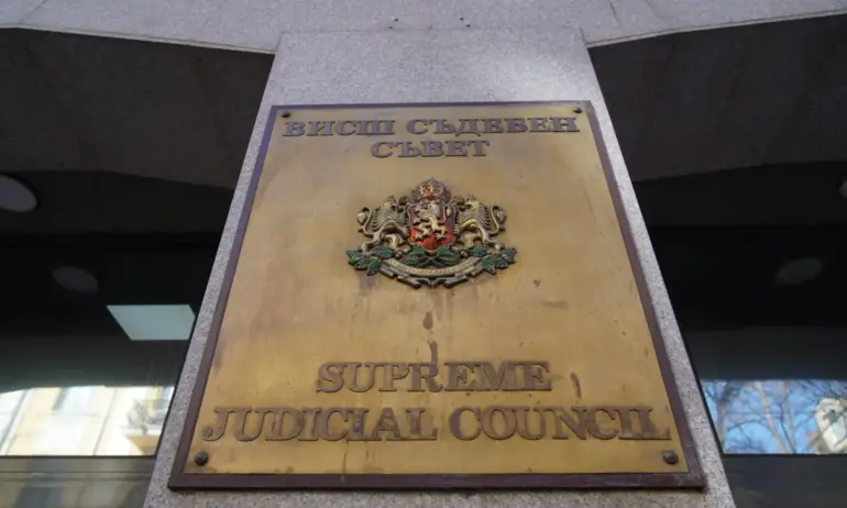 Прокурорската колегия към ВСС призова купонясвалите с Нотариуса да си признаят - Tribune.bg