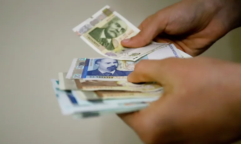 Забавяне на инфлацията у нас до 16,4% на годишна база за януари, отчитат от НСИ - Tribune.bg