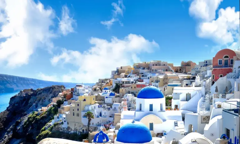 Гърция ще спира имотни сделки, ако собственикът и имотът имат дългове - Tribune.bg