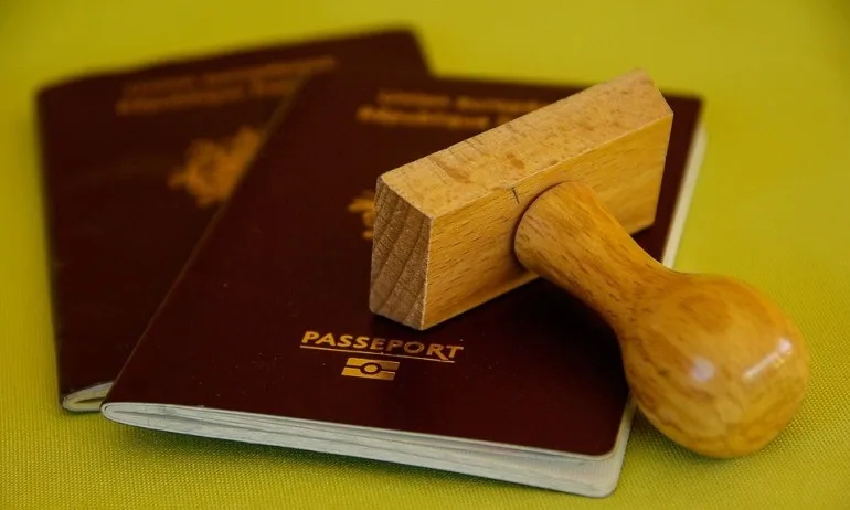 Отнемат българско гражданство на лица, които не са поддържали инвестиции - Tribune.bg