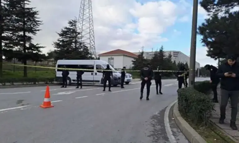 Въоръжен мъж взе заложници в завод на американска компания в Турция - Tribune.bg