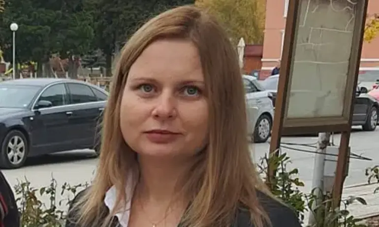 И съпругата на изключения Николай Дренчев напусна Възраждане - Tribune.bg