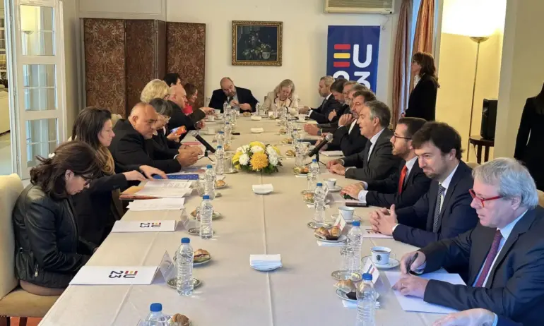Борисов се видя с посланиците на страните от ЕС и им разказа за отношенията в НЕкоалицията - Tribune.bg