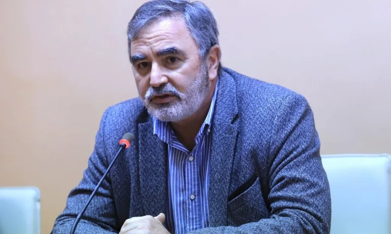 Доц. Ангел Кунчев: Първата пратка от ваксината може да дойде още за Коледа - Tribune.bg