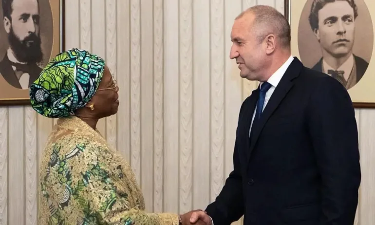 Румен Радев се срещна с министъра на индустрията на Нигерия - Tribune.bg