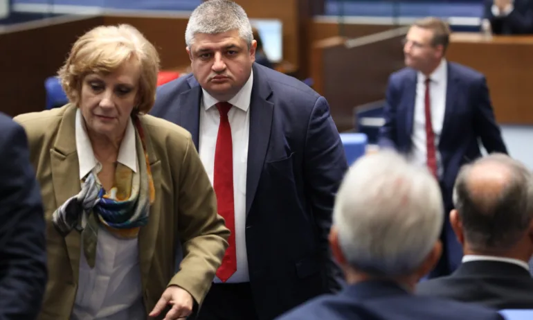 Депутат от ДПС – Ново начало: Изключихме почетният деребей Доган и цялата му шайка - Tribune.bg