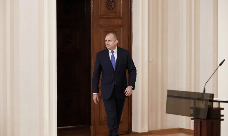 Синът на Радев за пореден път в РПУ, купонясвал в нелегално работещо столично заведение? - Tribune.bg