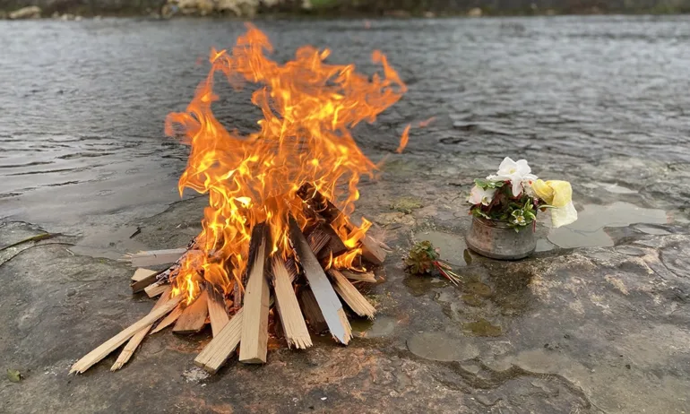 Зимните празници в Луковит: ритуала Женски водици на Ивановден - Tribune.bg