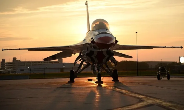 Първите 110 млн. лв. са постъпили в сметката за изтребителите F-16 - Tribune.bg
